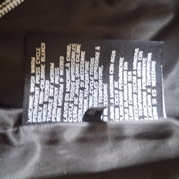 Guess Women's Black Puffer Jacket Size L - Picture 15 of 16